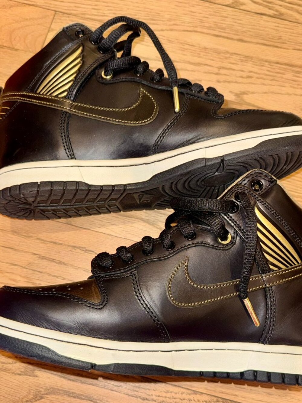 NWOB Nike SB Dunk High Pawnshop Skate Co "Old Soul" black gold size 7.5